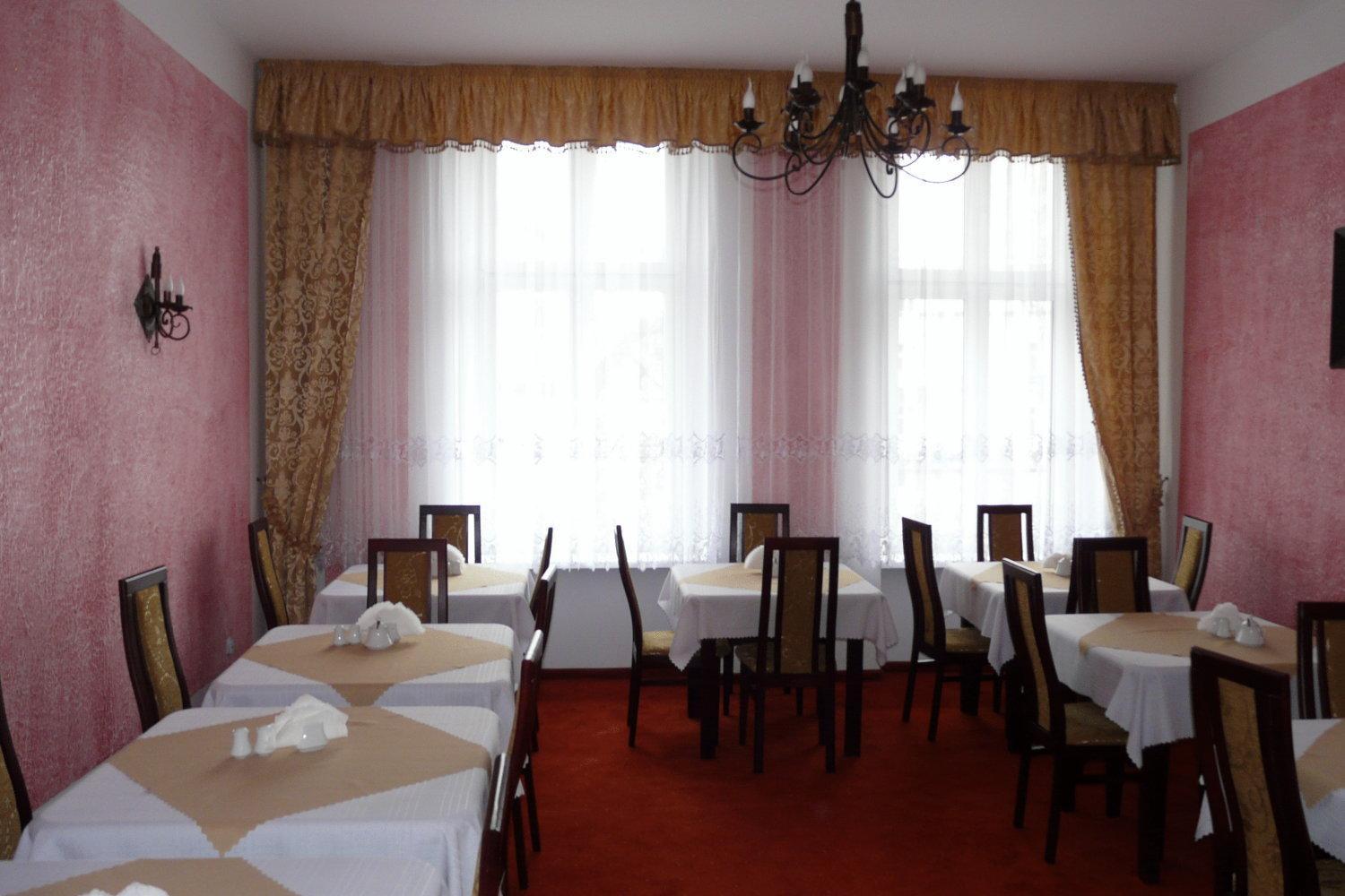 Hotelik Parkowy Легница Екстериор снимка