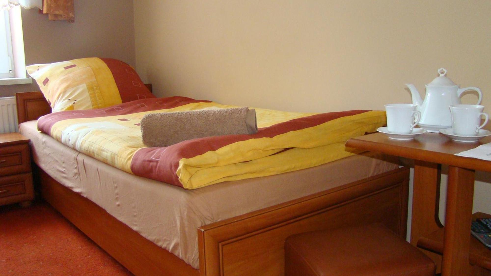 Hotelik Parkowy Легница Екстериор снимка